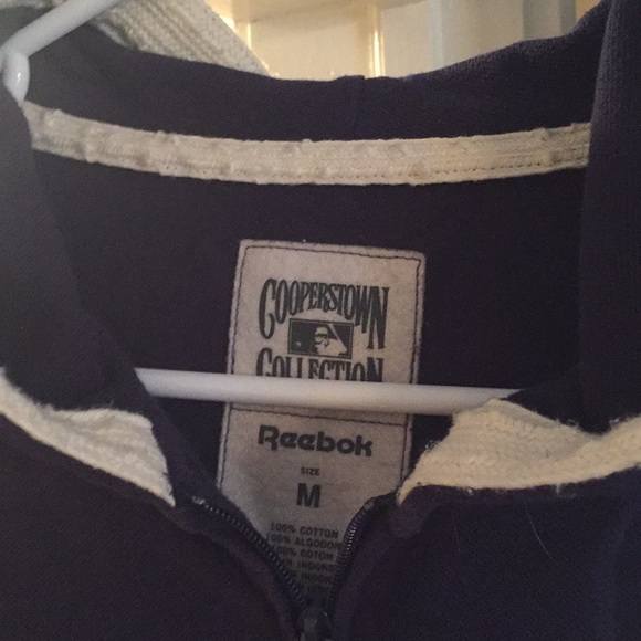 Reebok Yankees hooded sweatshirt lightweight - Picture 3 of 5